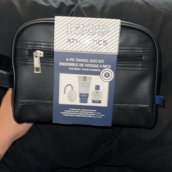 NWT IZOD Athletics Black Leather 4 Piece Travel Set - Picture 5 of 7